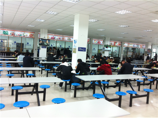 食堂承包讓企業(yè)輕裝上陣，提高競(jìng)爭(zhēng)力